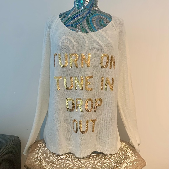 Wildfox Sweaters - Wildfox White Sweater with Gold Lettering